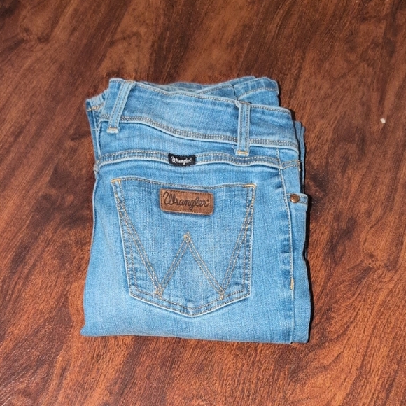Wrangler Women's Light Blue Boot Cut Jeans - Picture 1 of 2